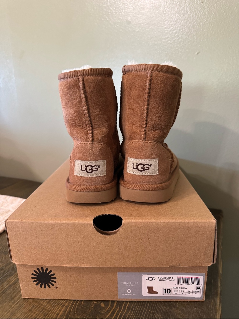 UGG Kids Classic II Boots - Picture 2 of 5